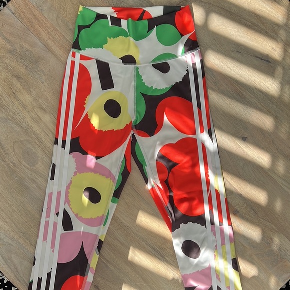 MARIMEKKO x ADIDAS Training Tights - Picture 3 of 7